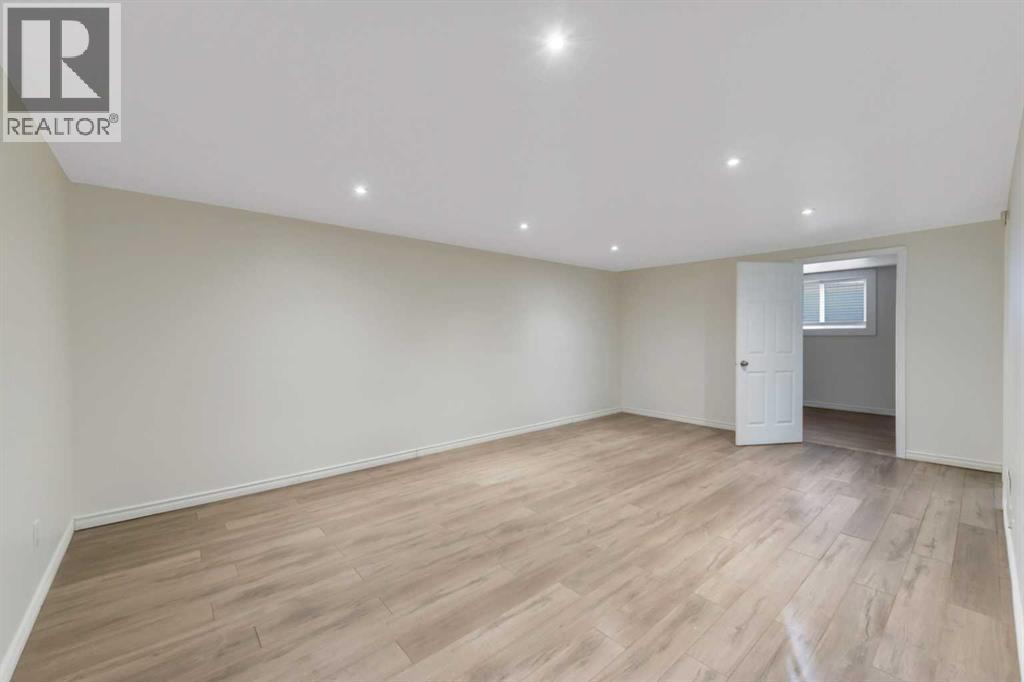 11 Fir Street, Red Deer, Alberta  T4N 4Y3 - Photo 19 - A2264121