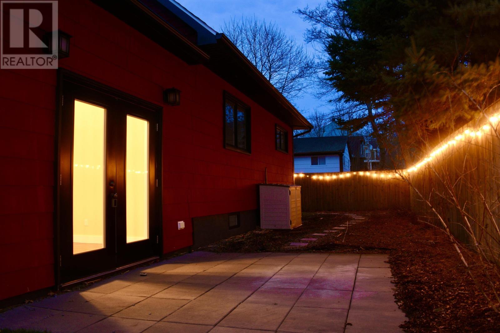 78 Lawrence St, Lunenburg, Nova Scotia  B0J 2C0 - Photo 45 - 202527063