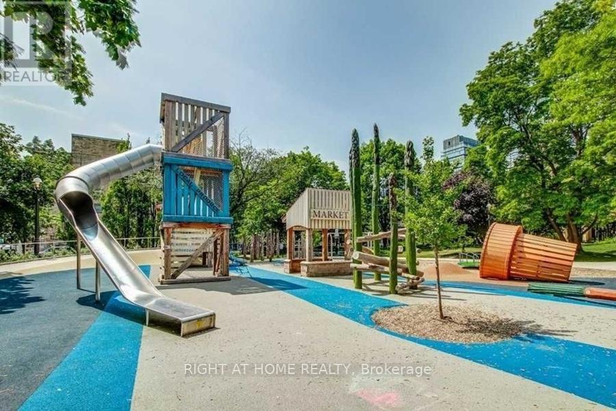 1204 - 112 George Street, Toronto, Ontario  M5A 2M5 - Photo 35 - C12517550