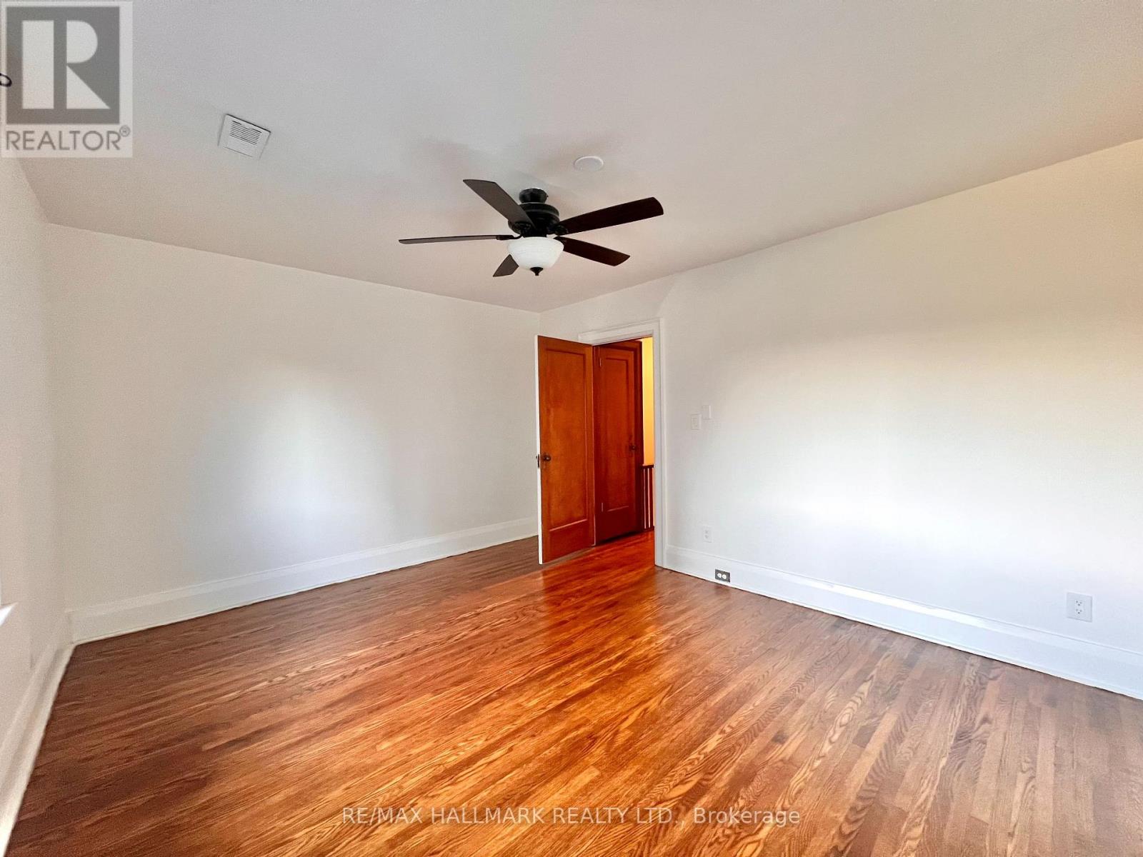 524 Eglinton Avenue E, Toronto, Ontario  M4P 1N6 - Photo 19 - C12517604