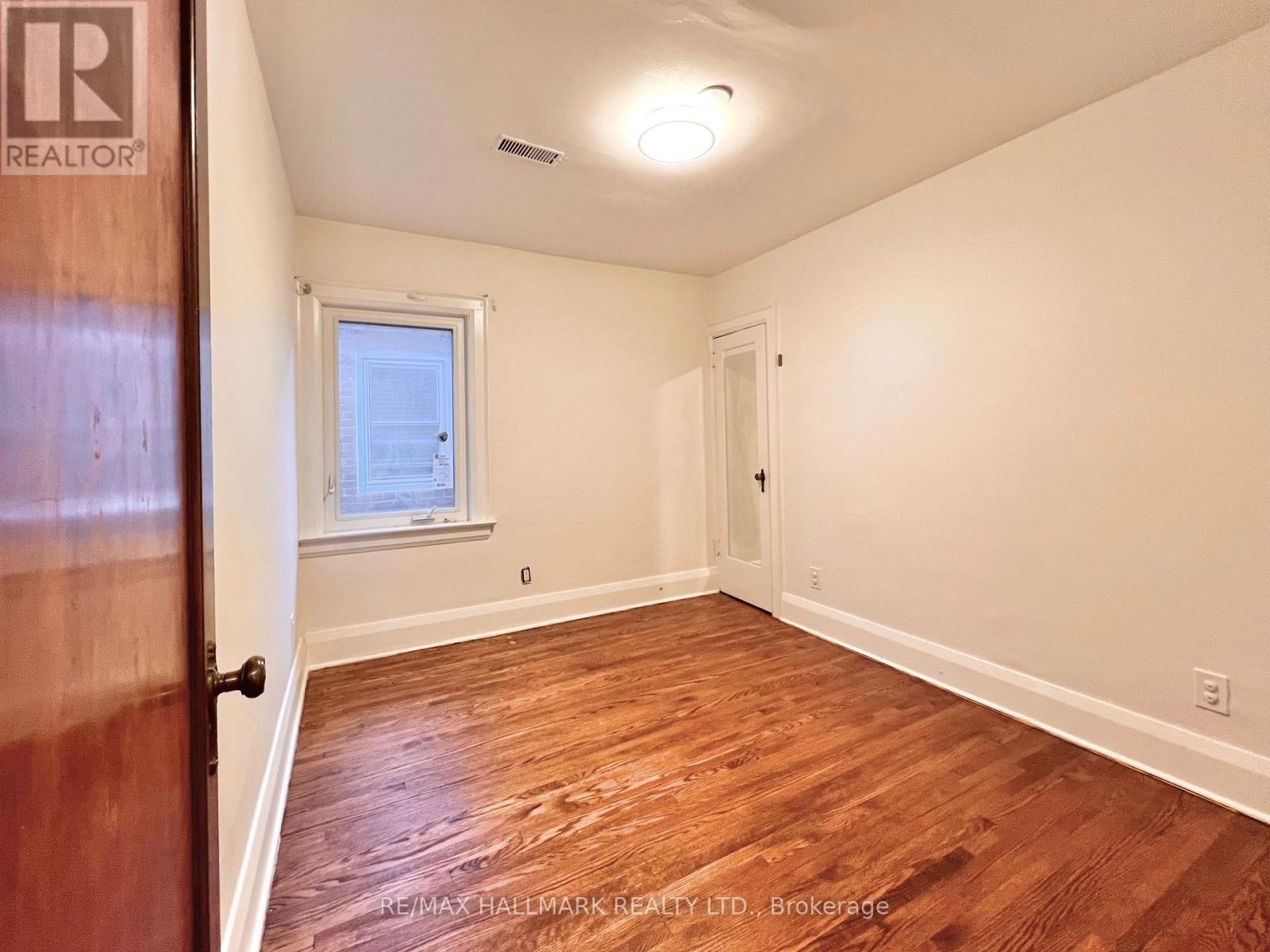 524 Eglinton Avenue E, Toronto, Ontario  M4P 1N6 - Photo 21 - C12517604