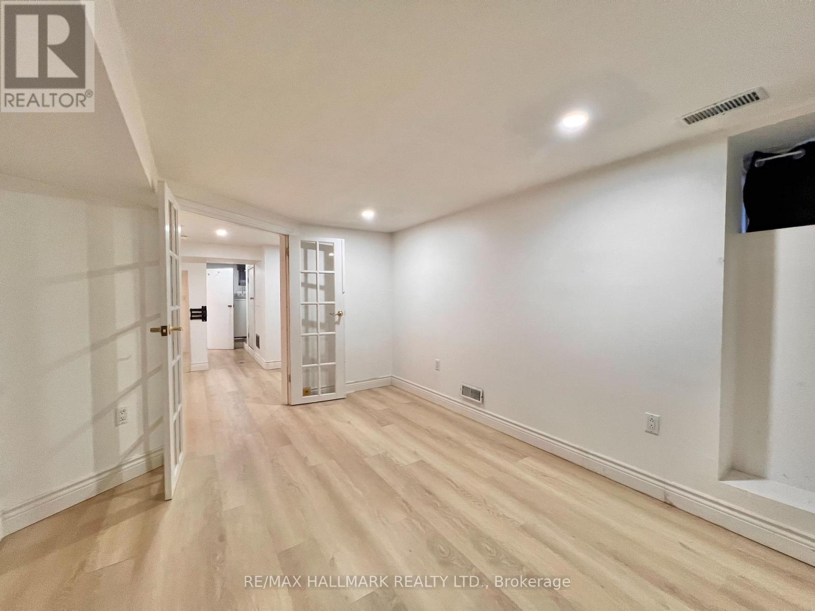 524 Eglinton Avenue E, Toronto, Ontario  M4P 1N6 - Photo 28 - C12517604