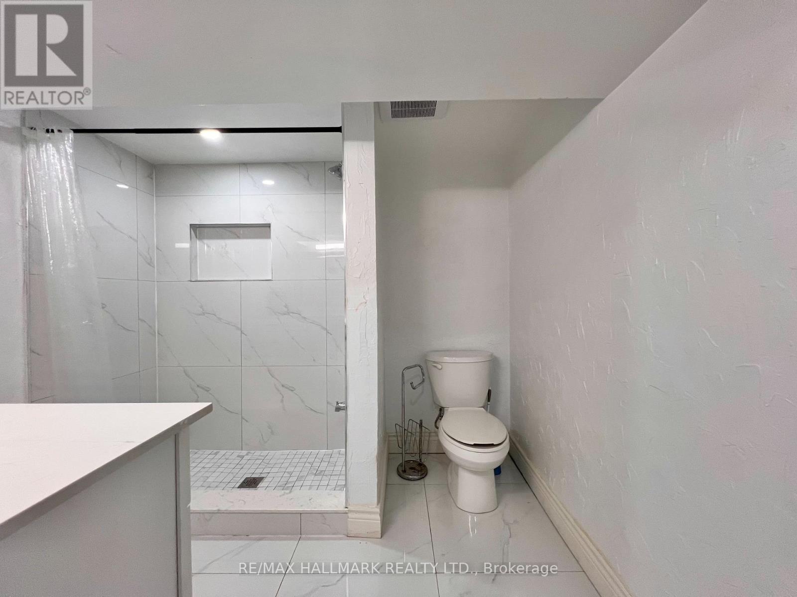 524 Eglinton Avenue E, Toronto, Ontario  M4P 1N6 - Photo 29 - C12517604