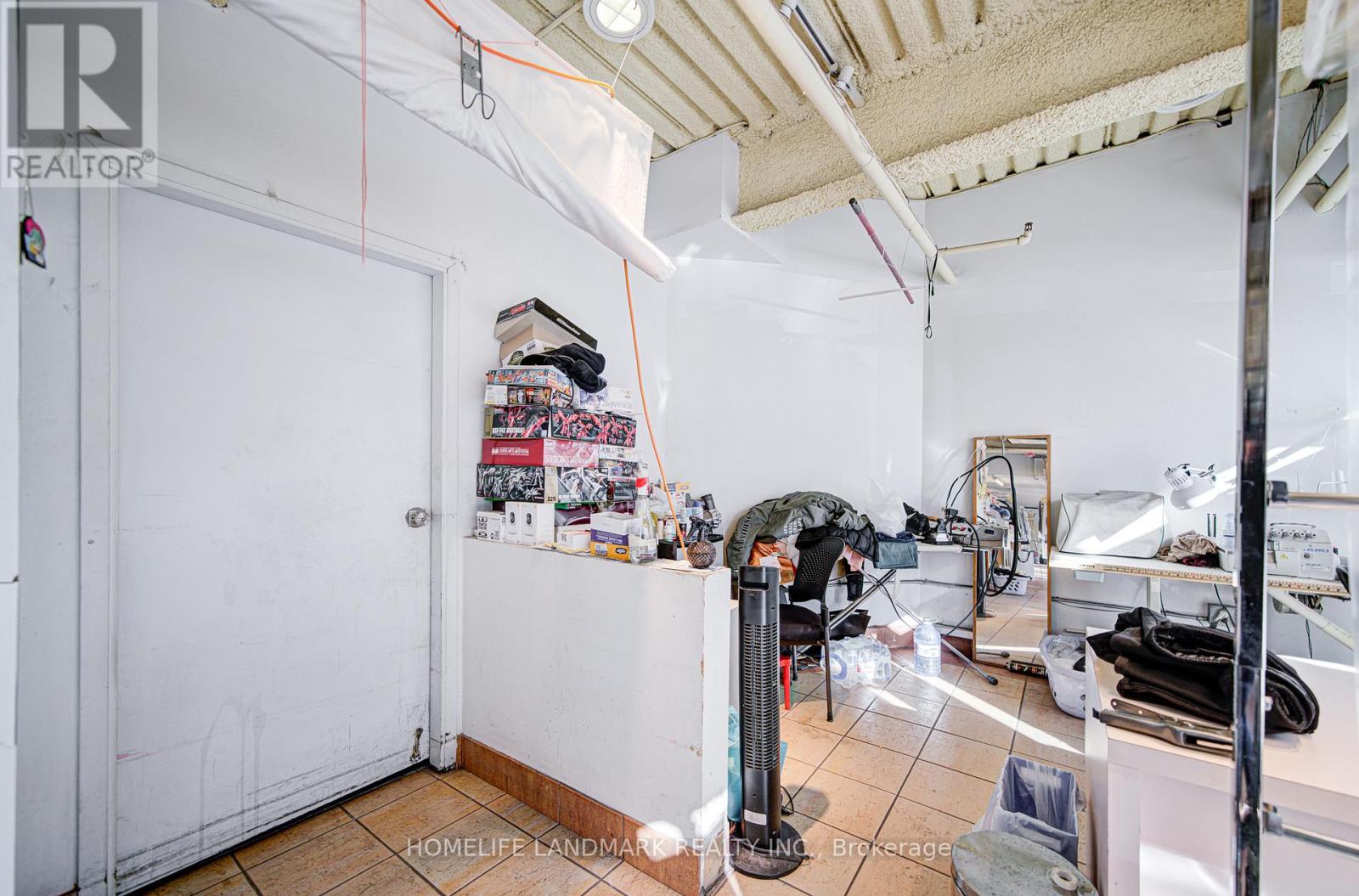 396 St Clair Avenue W, Toronto, Ontario  M5P 3N3 - Photo 12 - C12517624