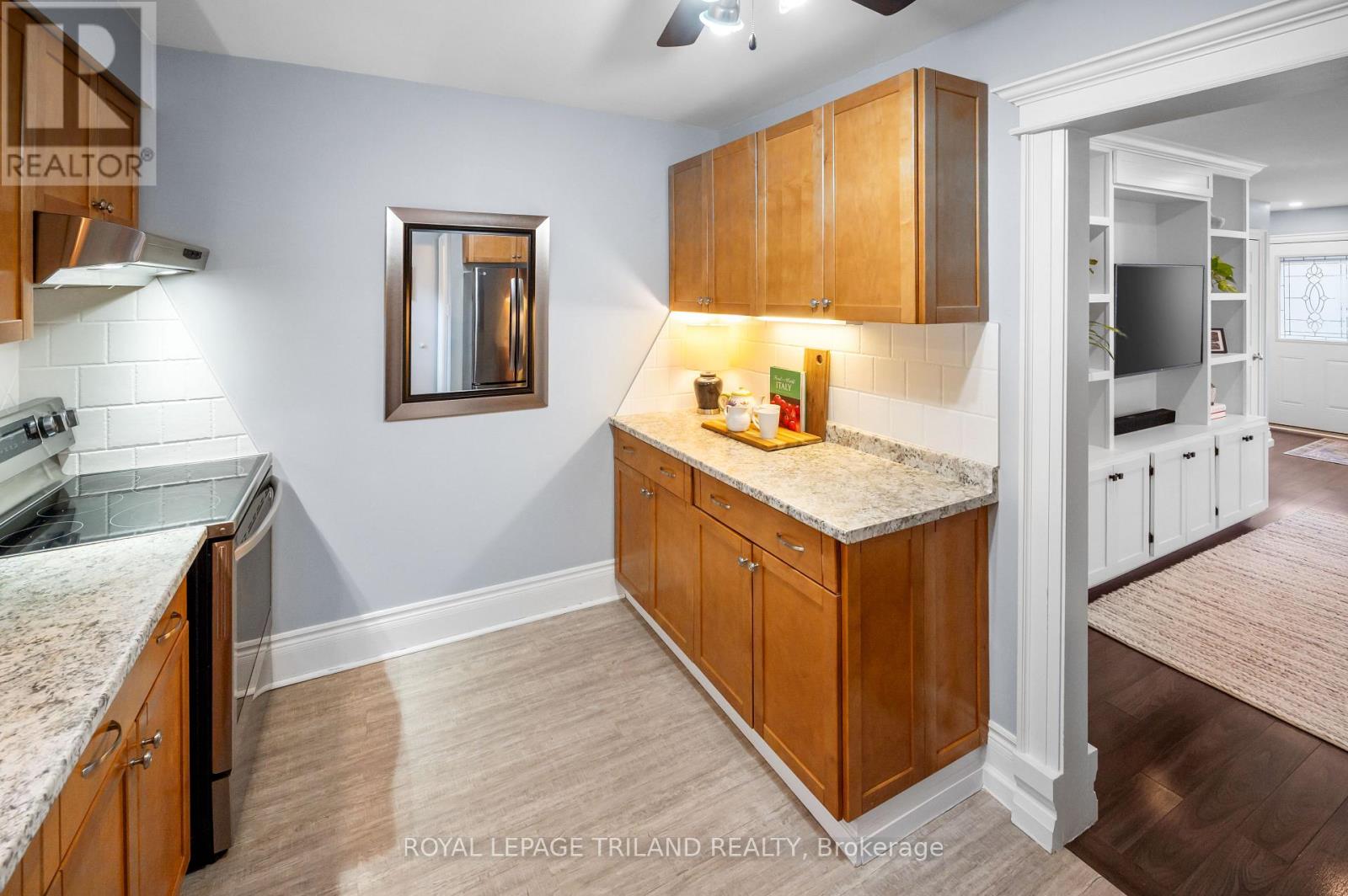 128 Garland Lane, London East, Ontario  N5V 3K8 - Photo 12 - X12517748