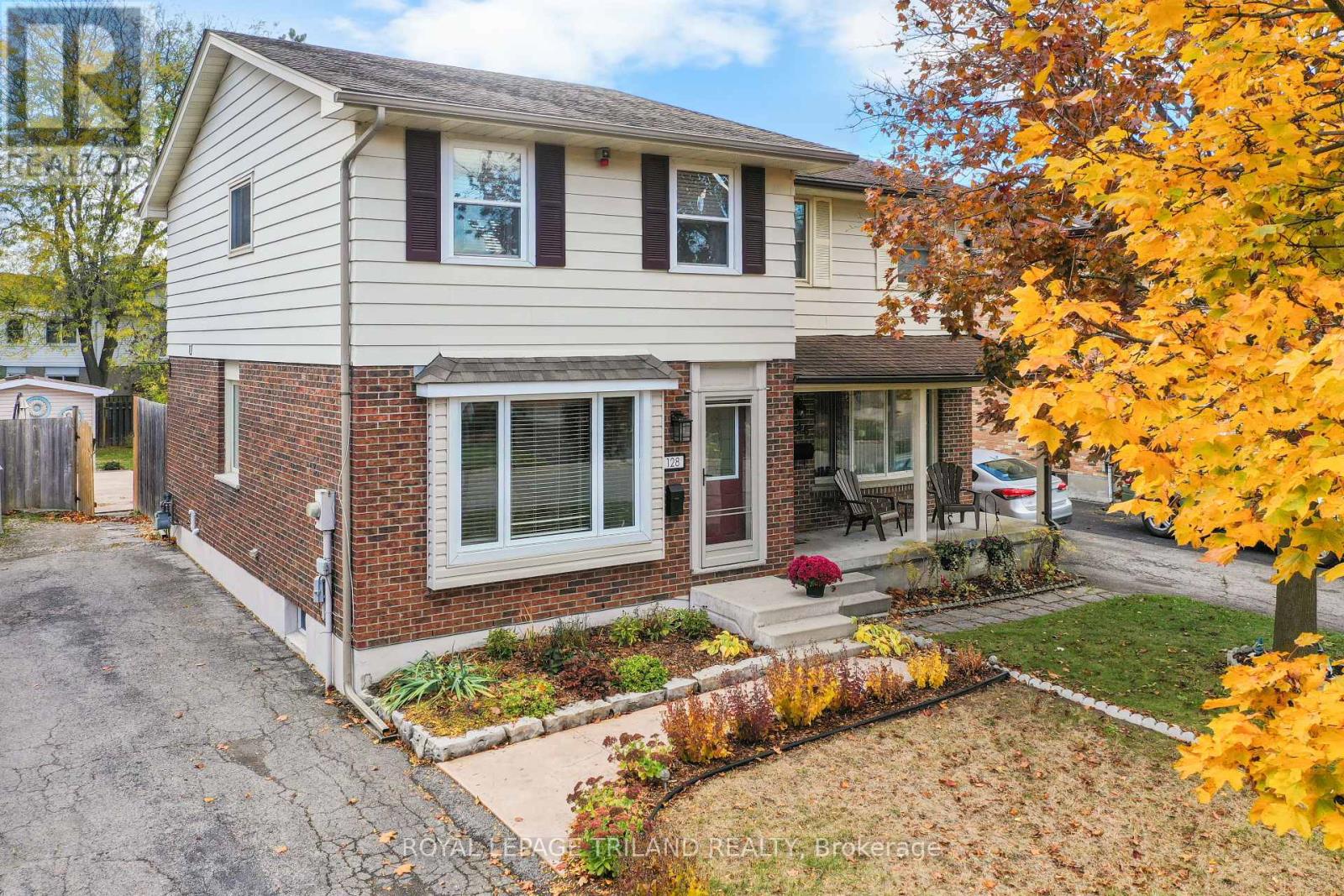 128 Garland Lane, London East, Ontario  N5V 3K8 - Photo 2 - X12517748