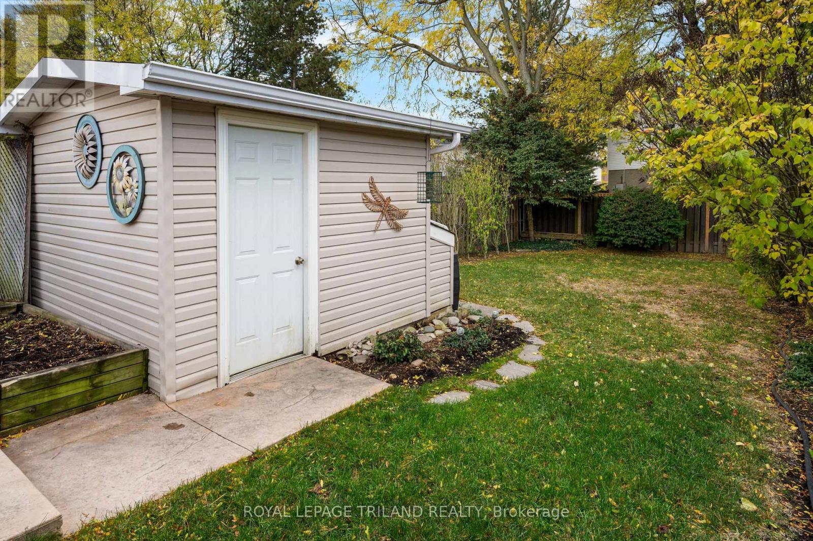 128 Garland Lane, London East, Ontario  N5V 3K8 - Photo 30 - X12517748