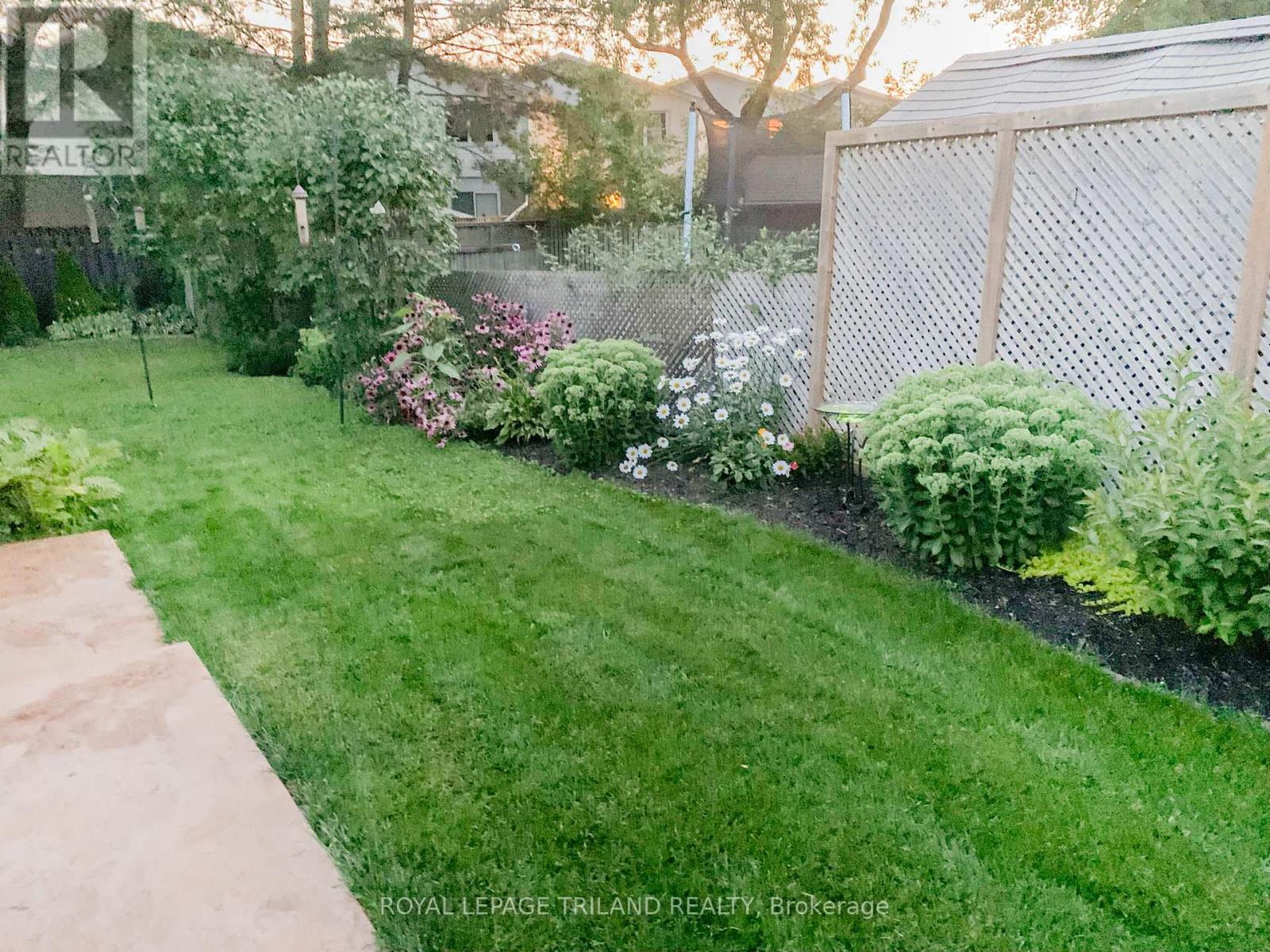 128 Garland Lane, London East, Ontario  N5V 3K8 - Photo 31 - X12517748