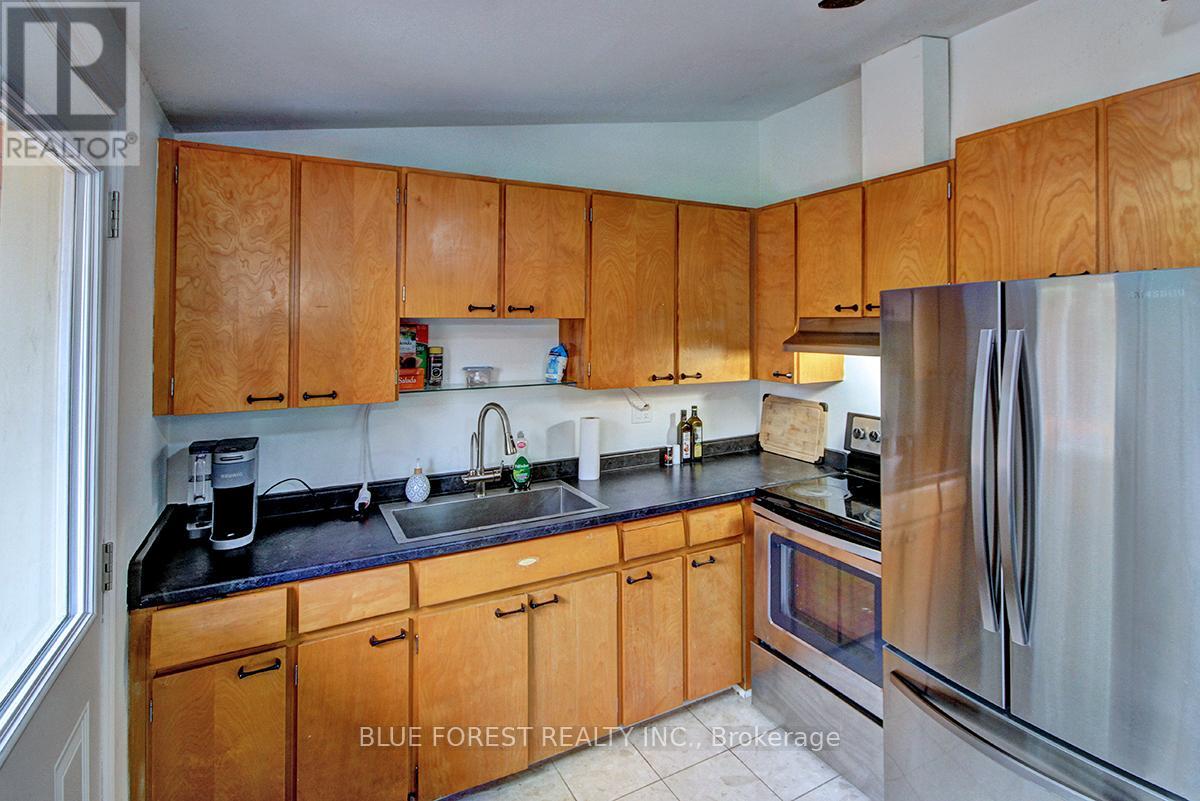 254 Burlington Street, London South, Ontario  N5Z 3W5 - Photo 11 - X12517828