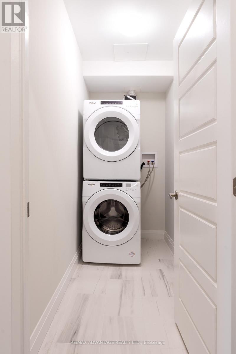 108 - 1975 Fountain Grass Drive, London South, Ontario  N6K 4P9 - Photo 5 - X12517958