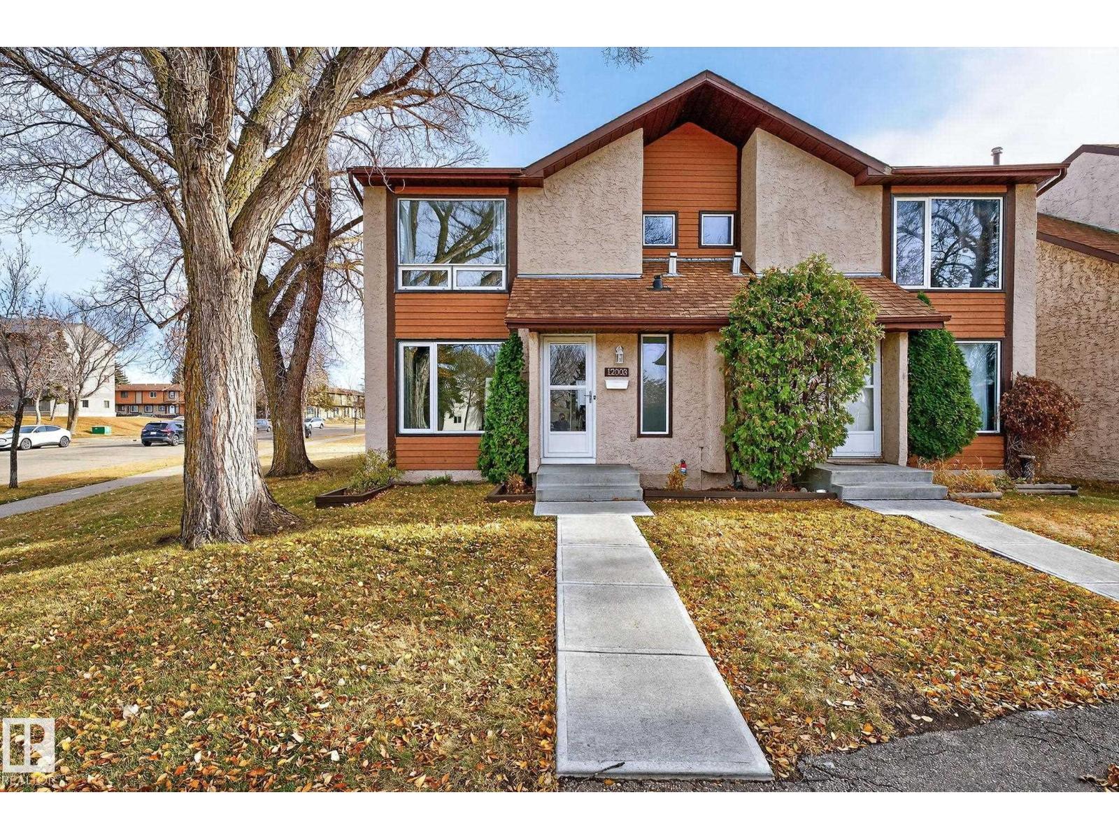 12003 162 AV NW, Edmonton, Alberta