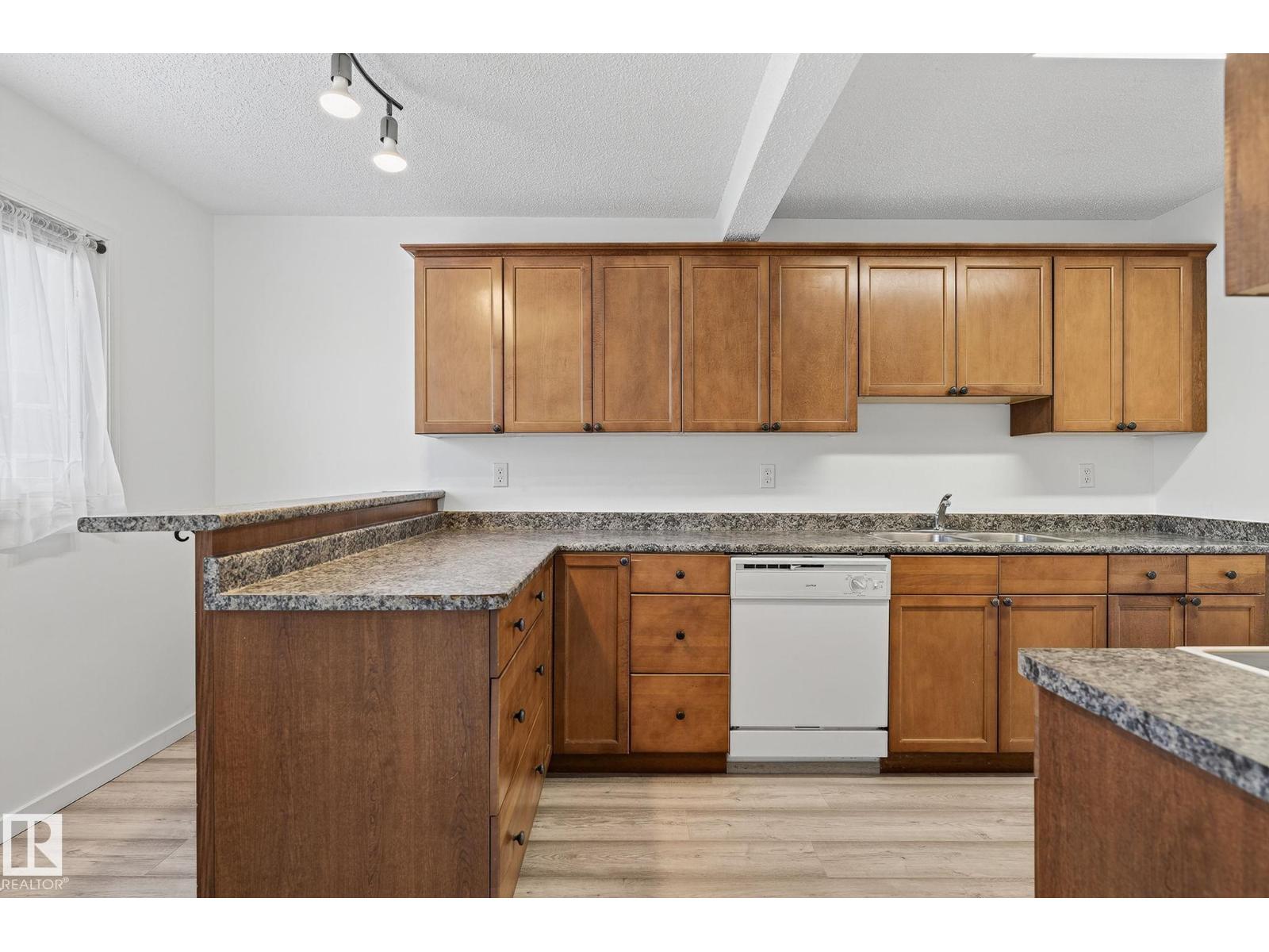 12003 162 Av Nw, Edmonton, Alberta  T5X 3R1 - Photo 14 - E4464924