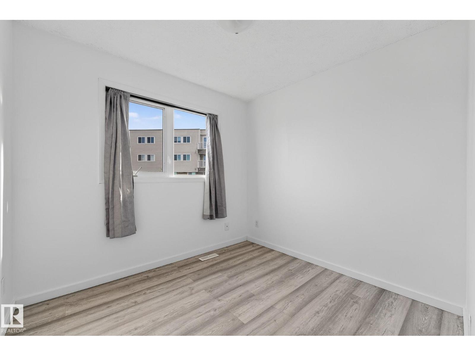 12003 162 Av Nw, Edmonton, Alberta  T5X 3R1 - Photo 34 - E4464924