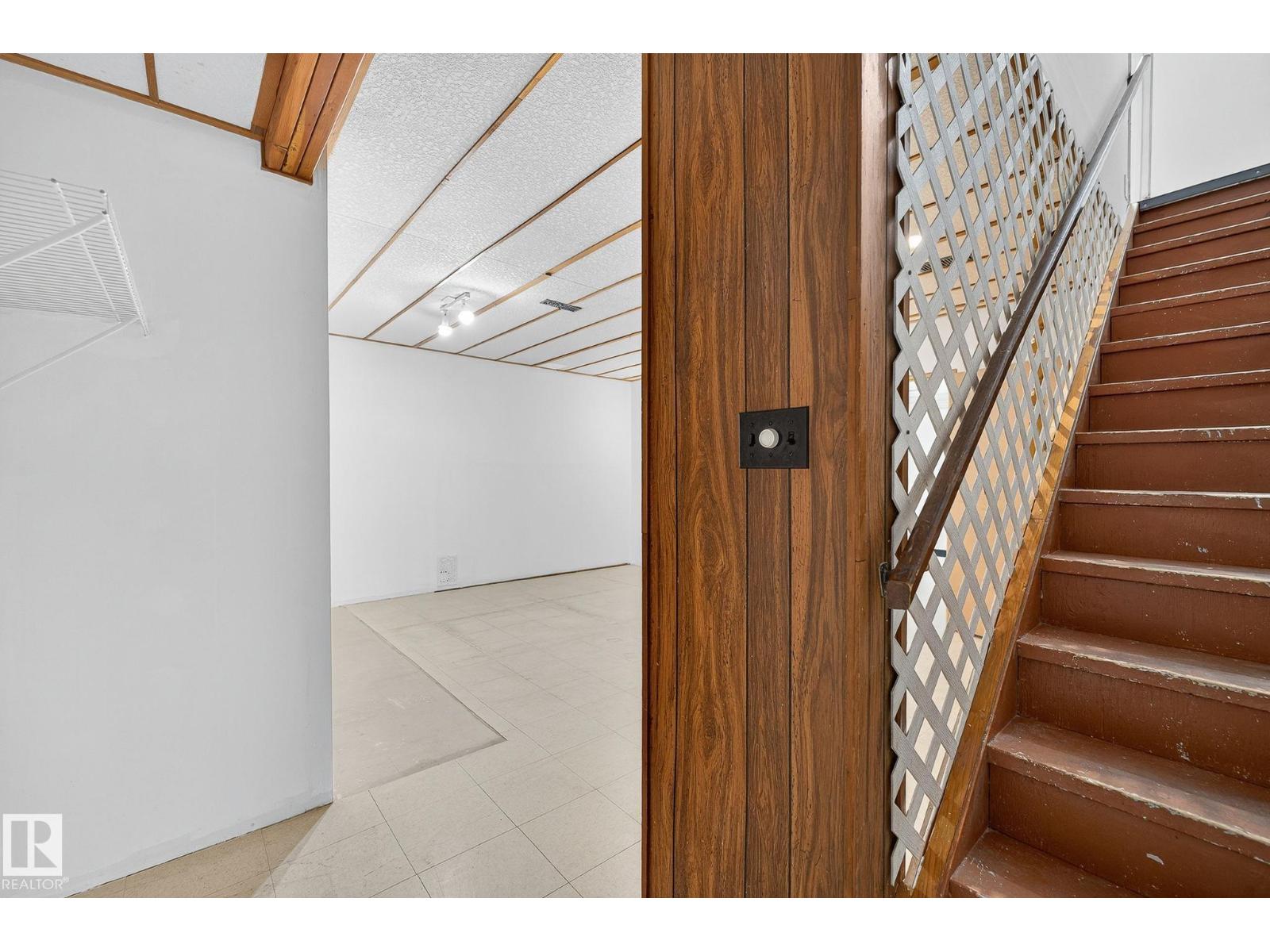 12003 162 Av Nw, Edmonton, Alberta  T5X 3R1 - Photo 42 - E4464924