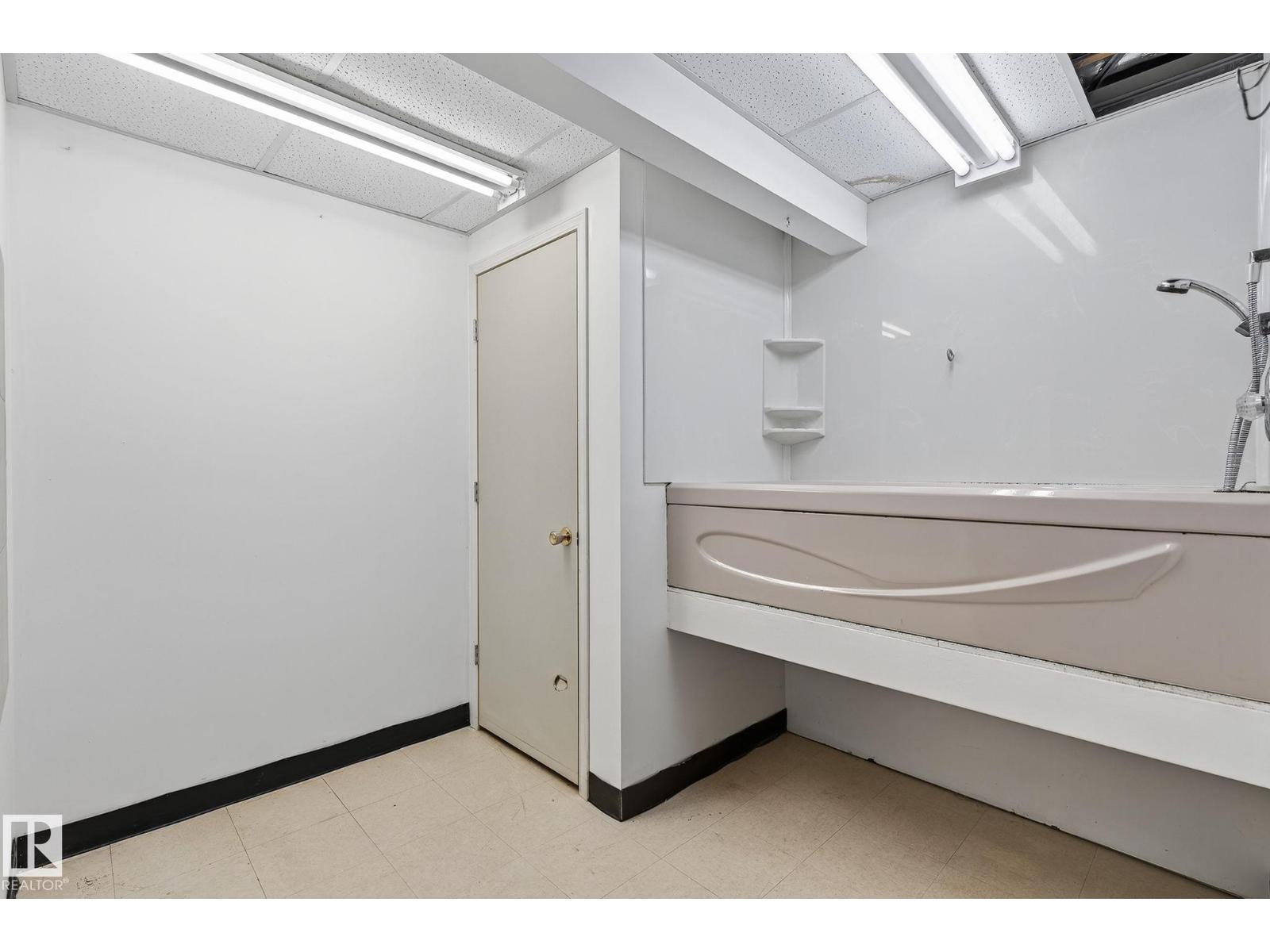 12003 162 Av Nw, Edmonton, Alberta  T5X 3R1 - Photo 51 - E4464924