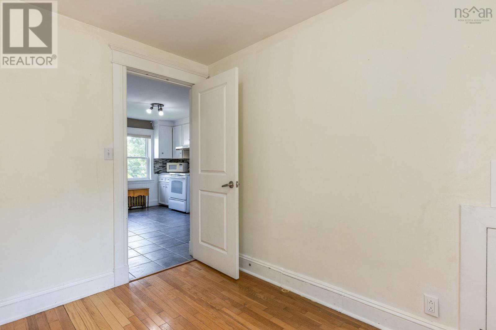 17 Melrose Avenue, Halifax, Nova Scotia  B3N 2E3 - Photo 31 - 202523062