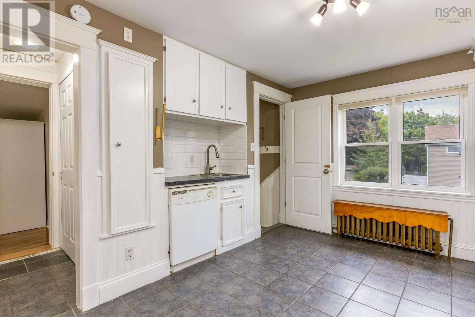 17 Melrose Avenue, Halifax, Nova Scotia  B3N 2E3 - Photo 28 - 202523062