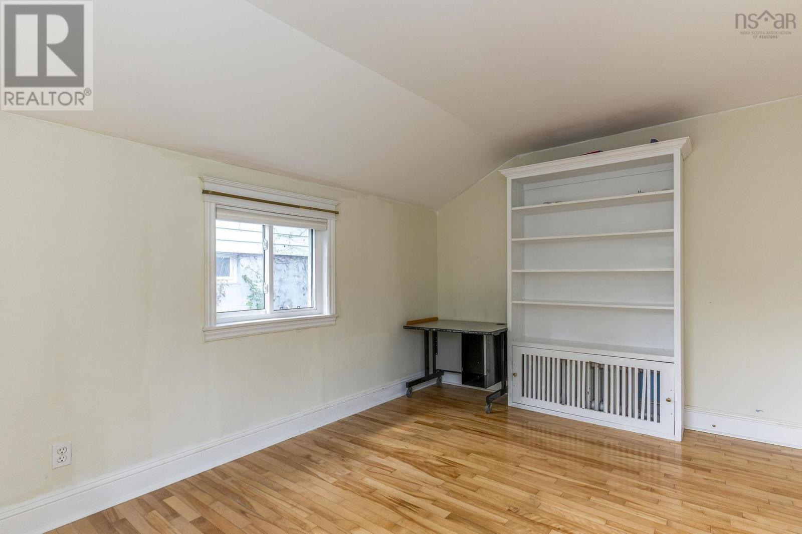 17 Melrose Avenue, Halifax, Nova Scotia  B3N 2E3 - Photo 38 - 202523062