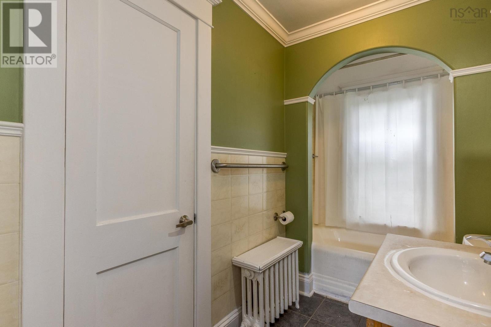 17 Melrose Avenue, Halifax, Nova Scotia  B3N 2E3 - Photo 39 - 202523062