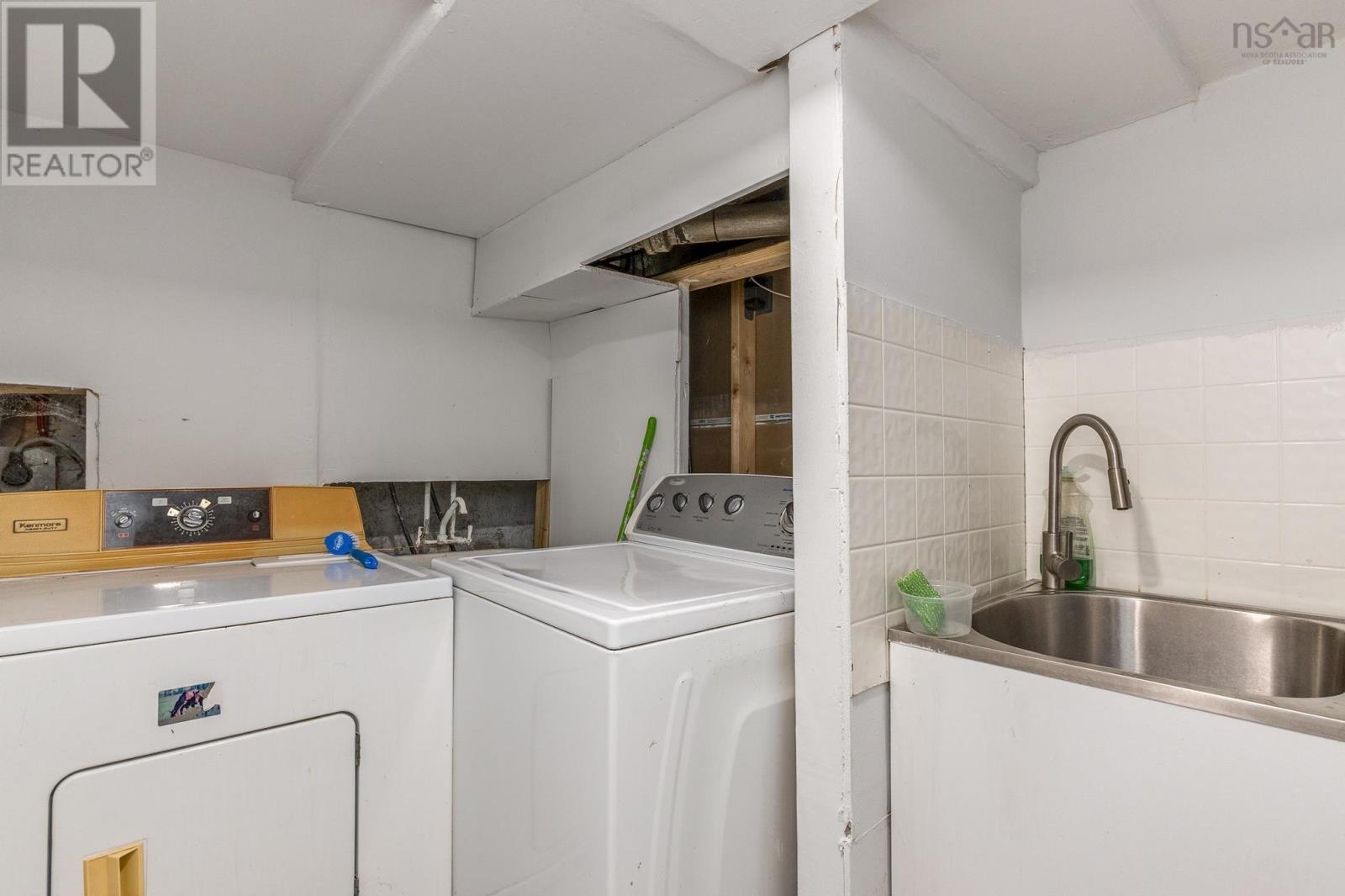 17 Melrose Avenue, Halifax, Nova Scotia  B3N 2E3 - Photo 47 - 202523062