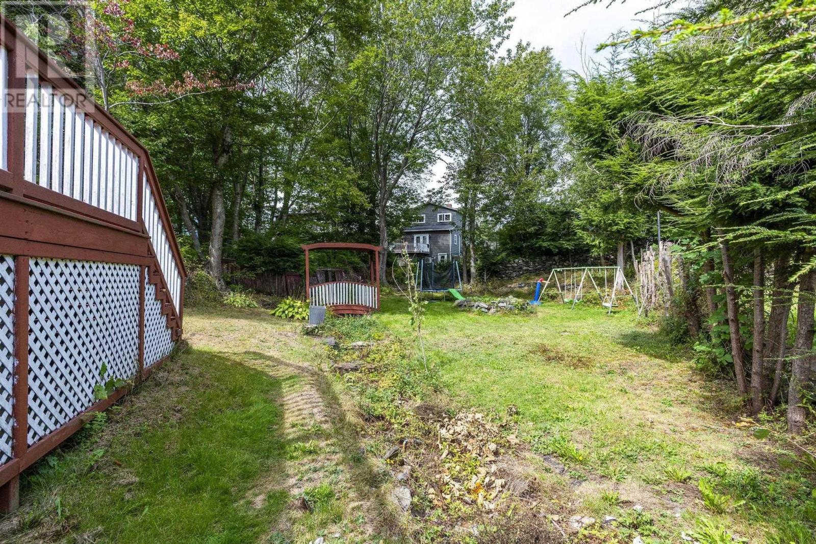 17 Melrose Avenue, Halifax, Nova Scotia  B3N 2E3 - Photo 8 - 202523062