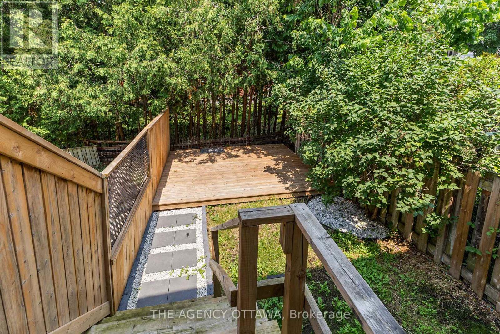 602 Seyton Drive, Ottawa, Ontario  K2H 7X5 - Photo 29 - X12517714