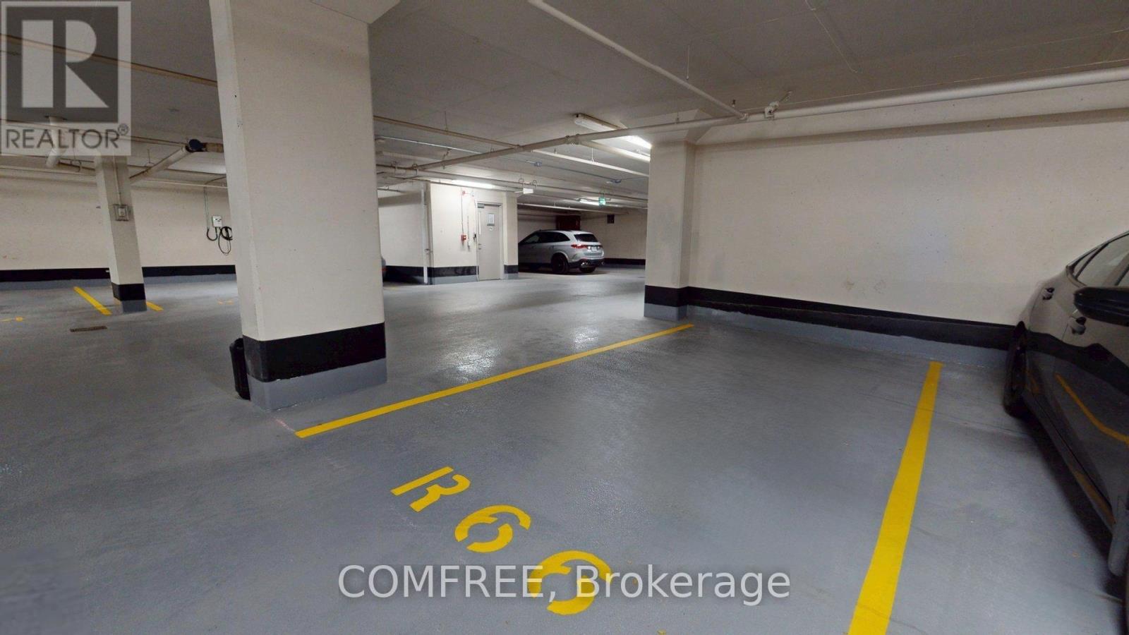 402 - 224 Lyon Street N, Ottawa, Ontario  K1R 0C1 - Photo 4 - X12517734