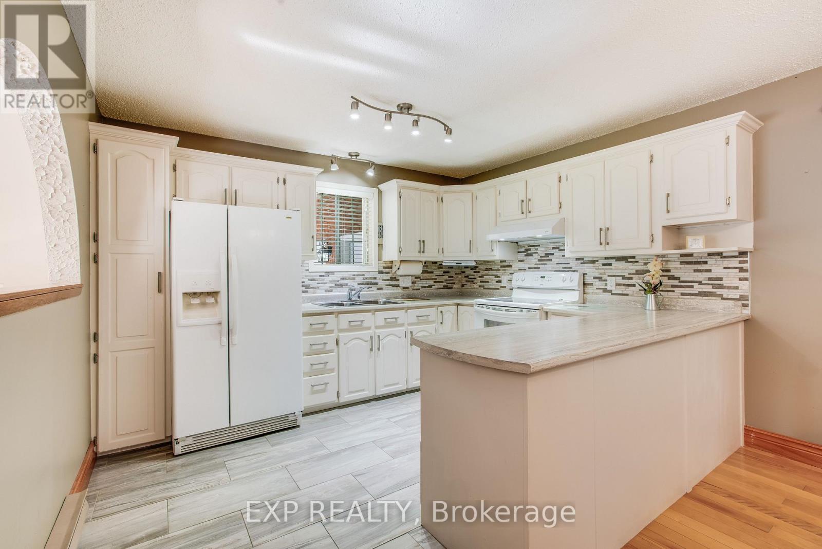 384 Route 200 Road, Casselman, Ontario K0A 1M0 - Photo 11 - X12517756