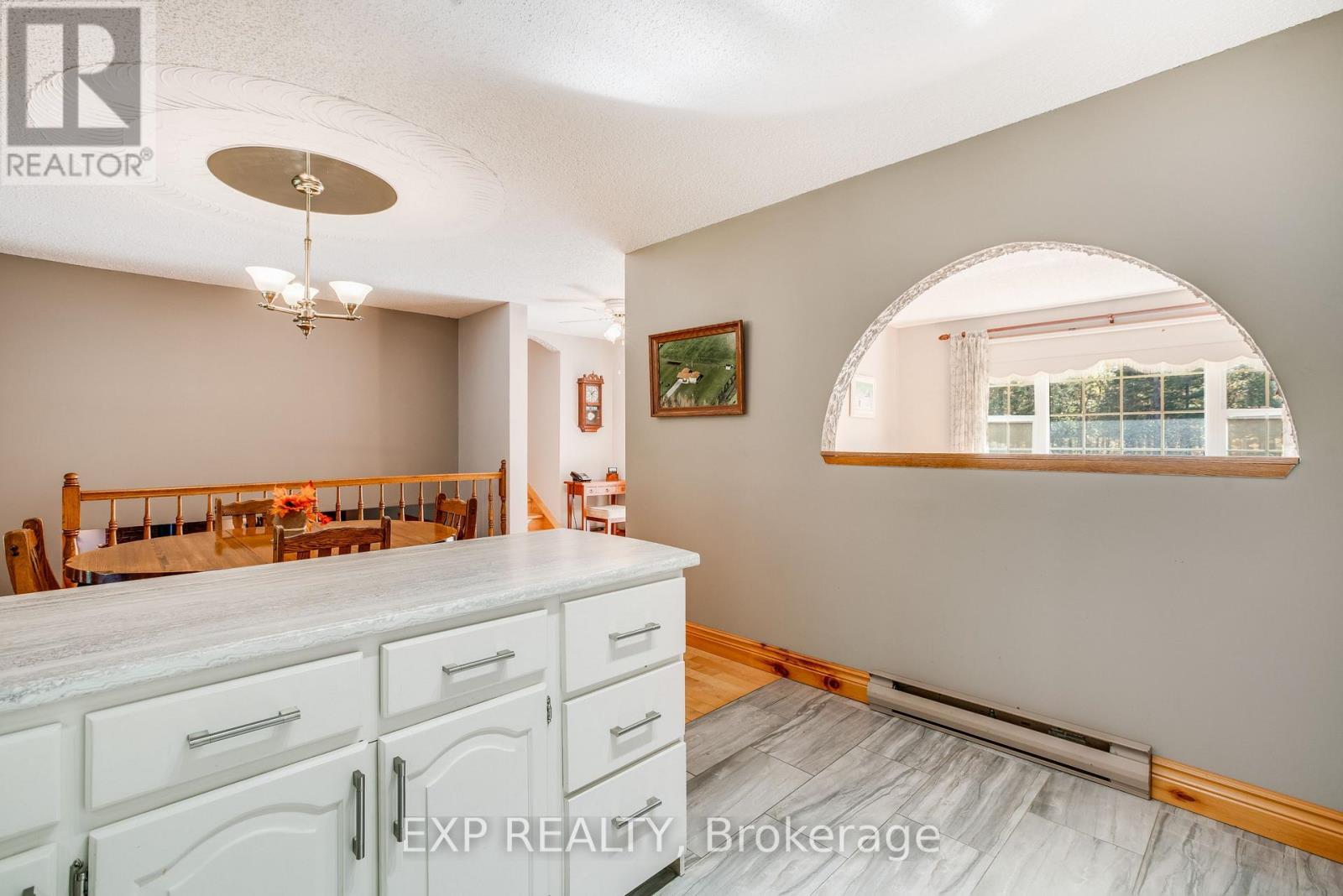 384 Route 200 Road, Casselman, Ontario K0A 1M0 - Photo 13 - X12517756