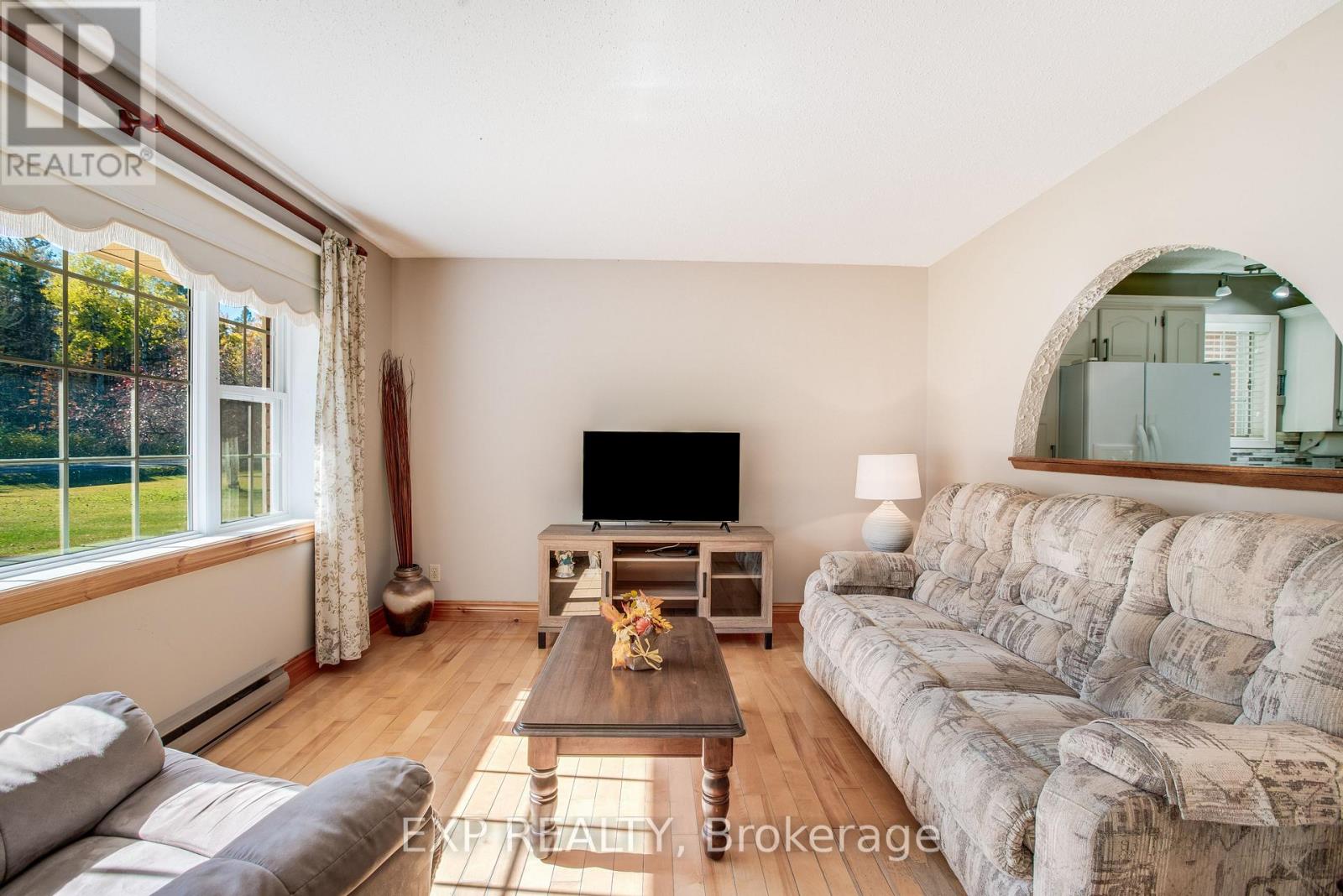 384 Route 200 Road, Casselman, Ontario K0A 1M0 - Photo 16 - X12517756