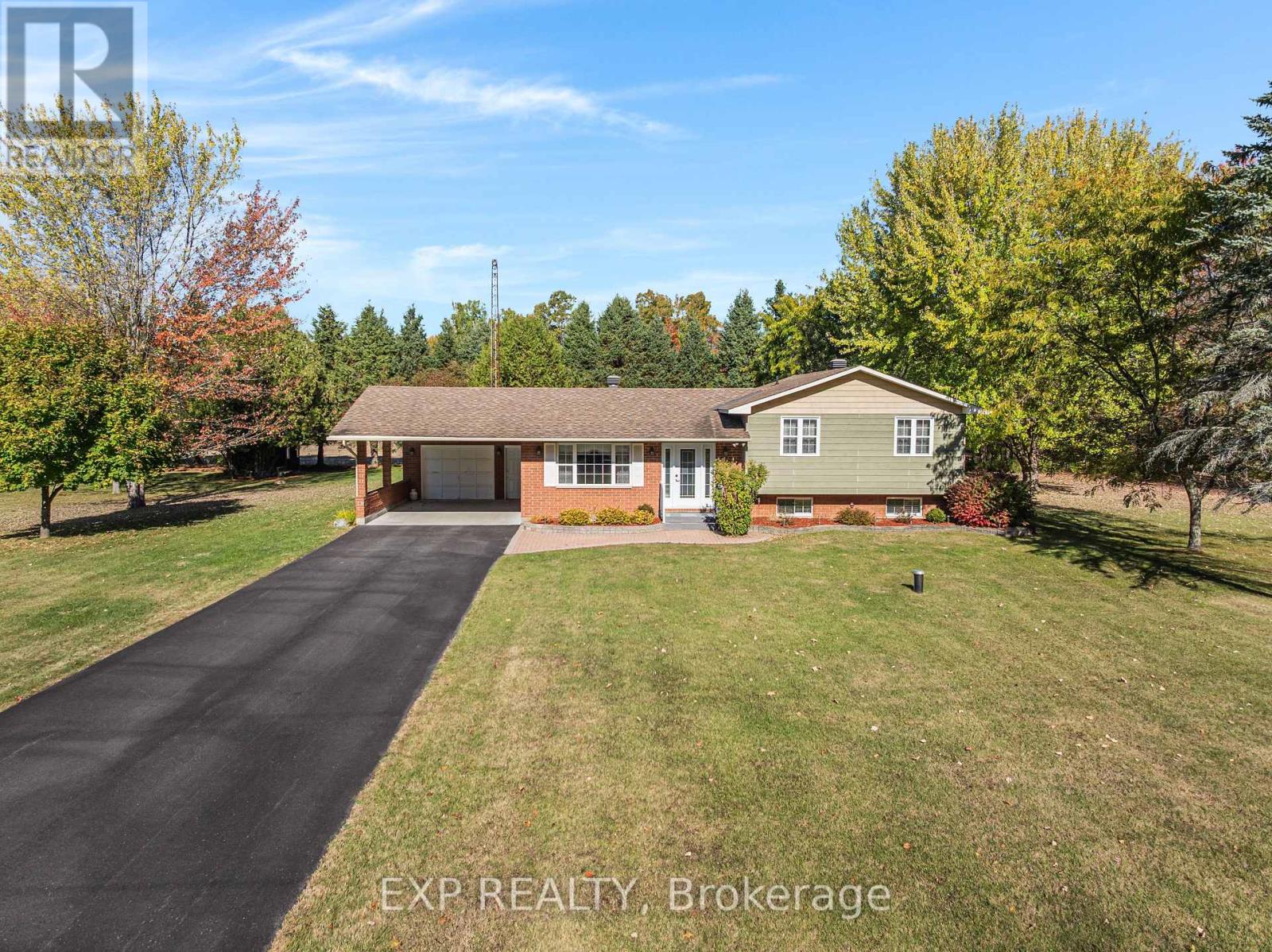 384 Route 200 Road, Casselman, Ontario K0A 1M0 - Photo 2 - X12517756