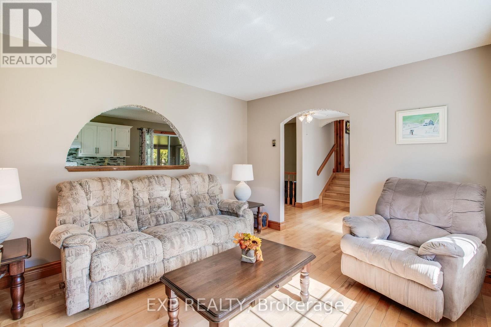 384 Route 200 Road, Casselman, Ontario K0A 1M0 - Photo 32 - X12517756