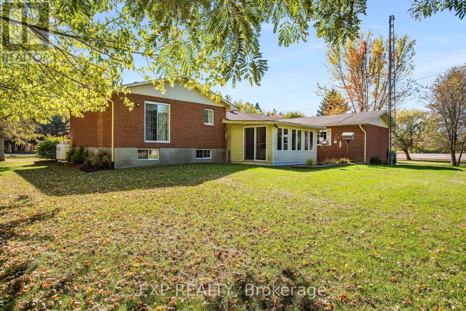384 Route 200 Road, Casselman, Ontario K0A 1M0 - Photo 42 - X12517756