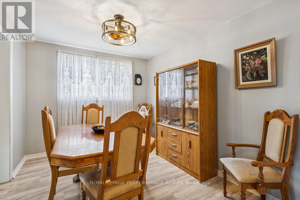 1033 Vista Barrett Private, Ottawa, Ontario  K4P 1C8 - Photo 14 - X12517796