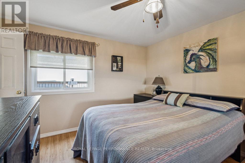 1033 Vista Barrett Private, Ottawa, Ontario  K4P 1C8 - Photo 29 - X12517796