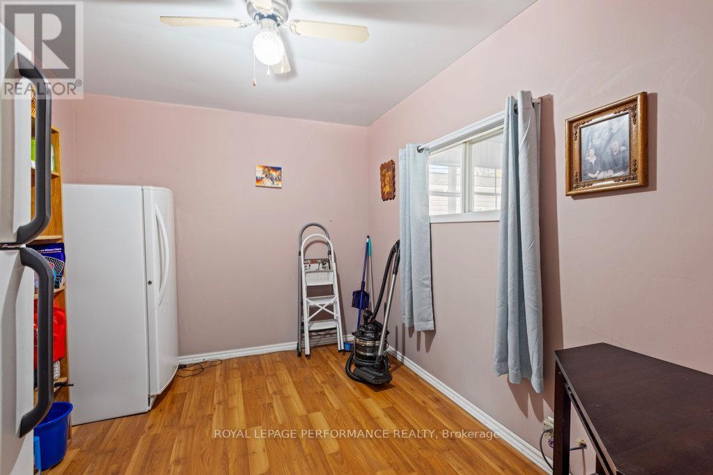 1033 Vista Barrett Private, Ottawa, Ontario  K4P 1C8 - Photo 37 - X12517796