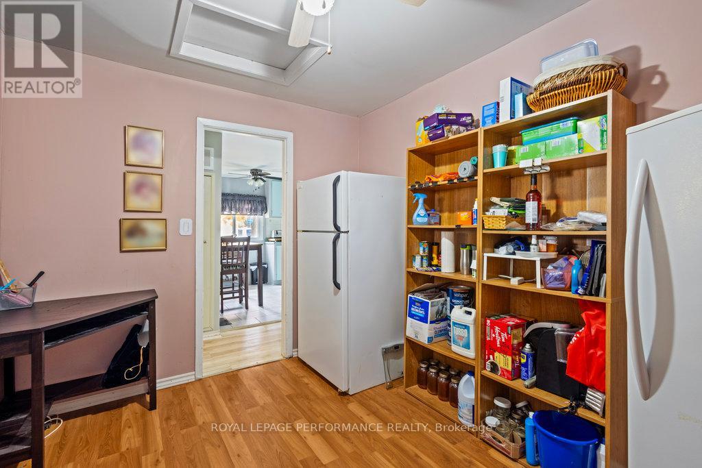 1033 Vista Barrett Private, Ottawa, Ontario  K4P 1C8 - Photo 38 - X12517796