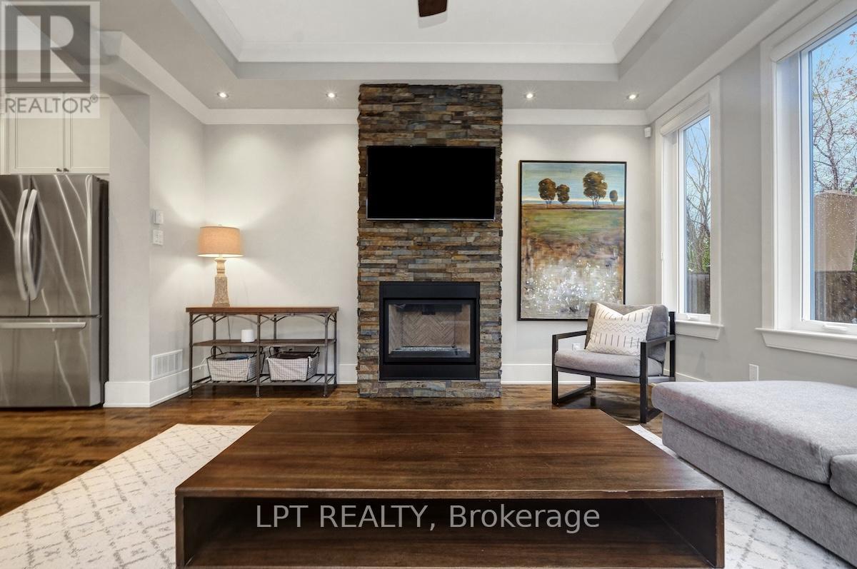 313 Clifton Road, Ottawa, Ontario  K1Z 5V1 - Photo 12 - X12517802