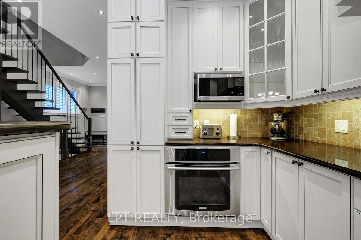 313 Clifton Road, Ottawa, Ontario  K1Z 5V1 - Photo 20 - X12517802