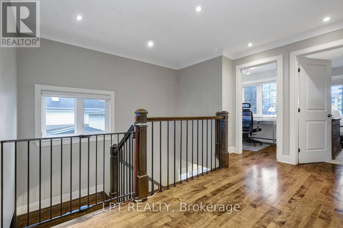 313 Clifton Road, Ottawa, Ontario  K1Z 5V1 - Photo 25 - X12517802