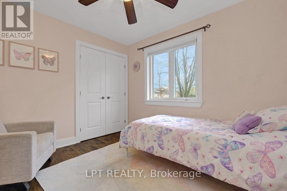 313 Clifton Road, Ottawa, Ontario  K1Z 5V1 - Photo 35 - X12517802