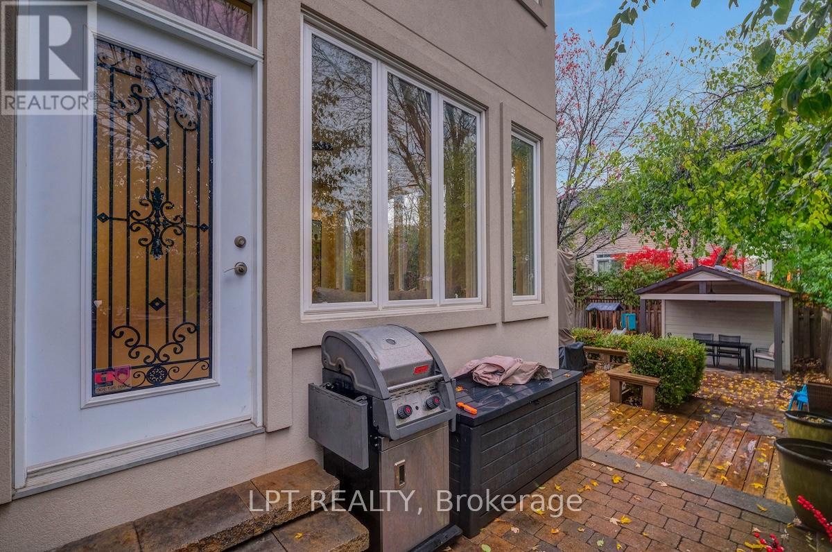 313 Clifton Road, Ottawa, Ontario  K1Z 5V1 - Photo 47 - X12517802