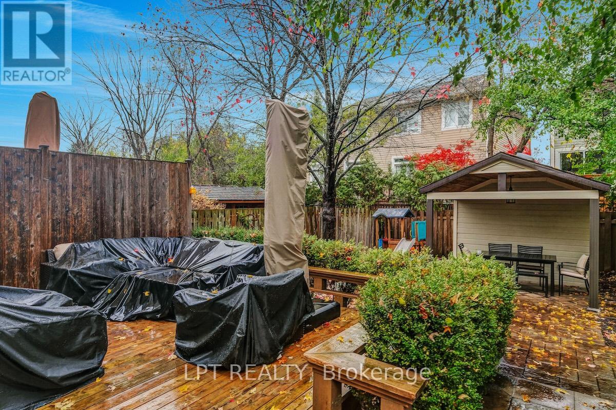 313 Clifton Road, Ottawa, Ontario  K1Z 5V1 - Photo 48 - X12517802