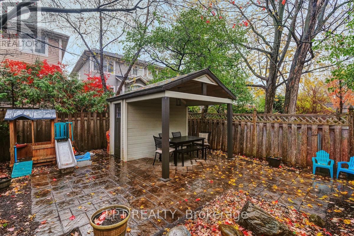 313 Clifton Road, Ottawa, Ontario  K1Z 5V1 - Photo 50 - X12517802