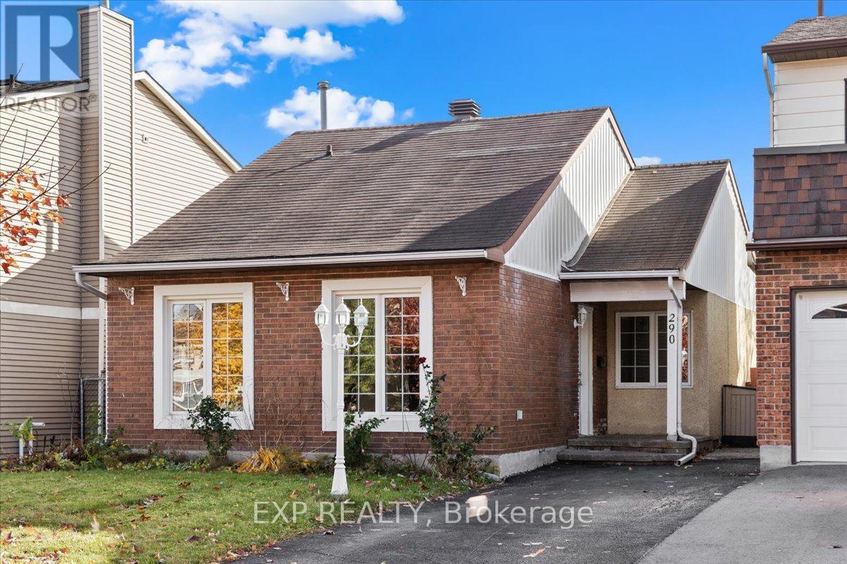 290 Elderberry Terrace, Ottawa, Ontario  K1E 1Z1 - Photo 1 - X12517866