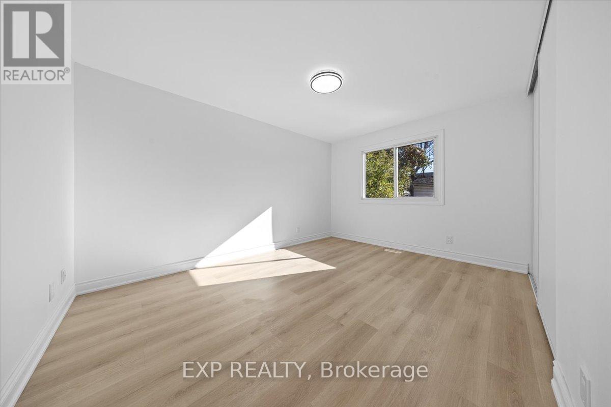 290 Elderberry Terrace, Ottawa, Ontario  K1E 1Z1 - Photo 16 - X12517866