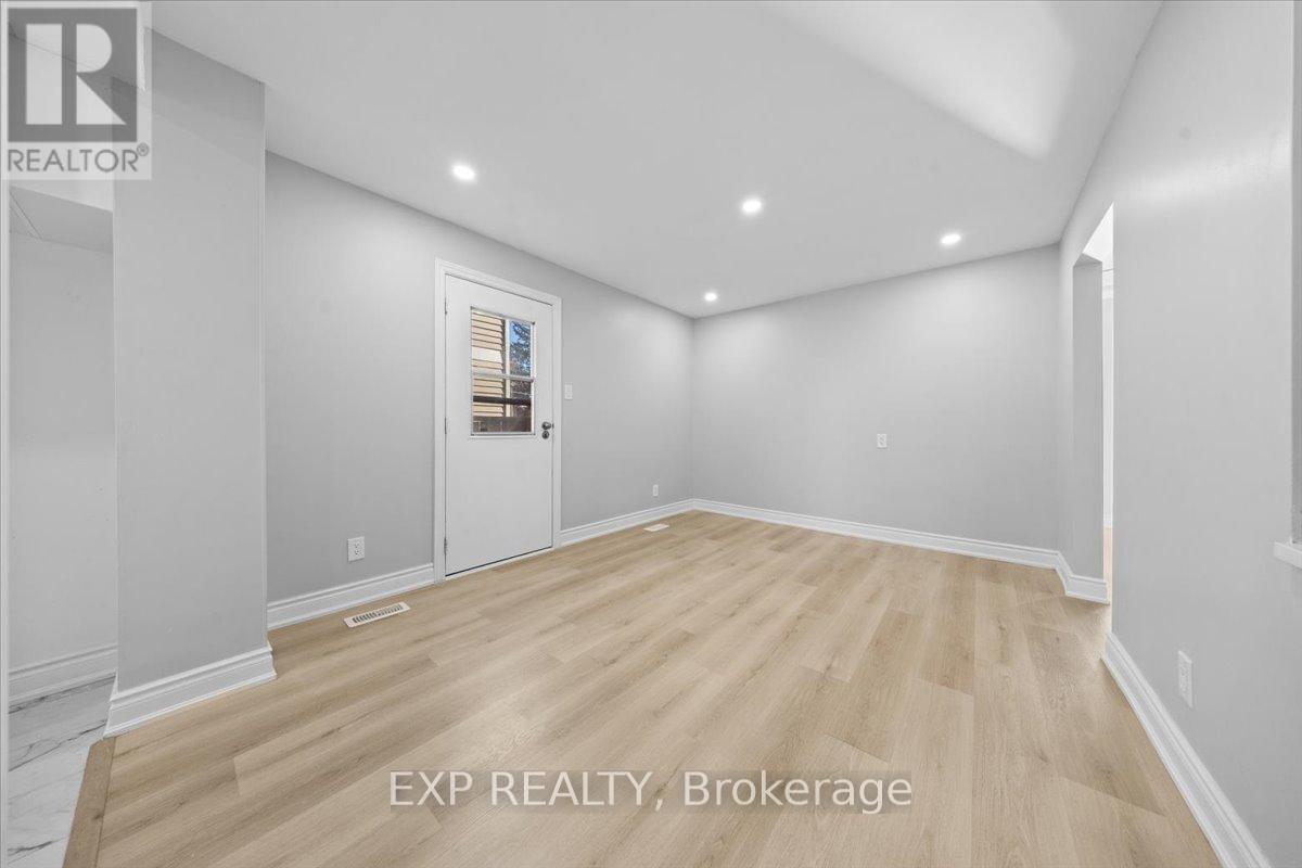 290 Elderberry Terrace, Ottawa, Ontario  K1E 1Z1 - Photo 23 - X12517866