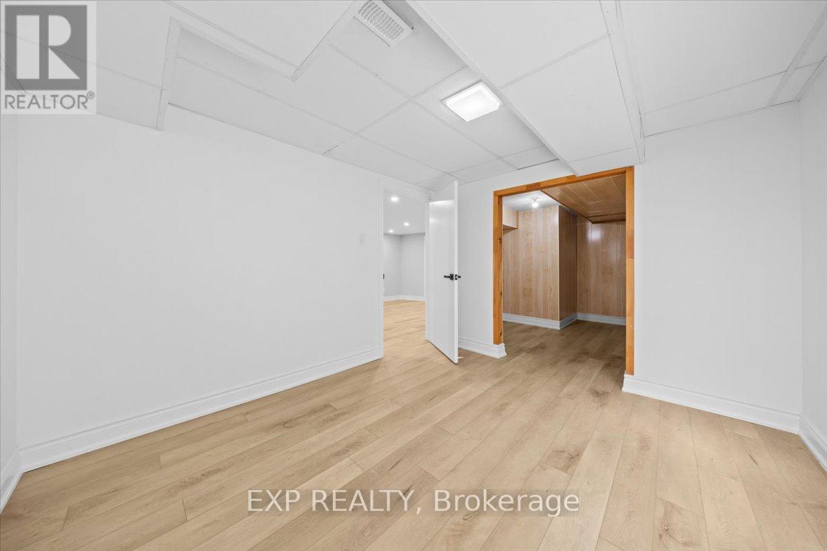 290 Elderberry Terrace, Ottawa, Ontario  K1E 1Z1 - Photo 30 - X12517866