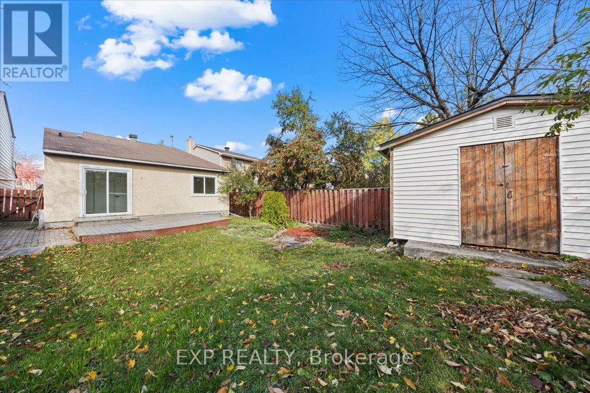 290 Elderberry Terrace, Ottawa, Ontario  K1E 1Z1 - Photo 36 - X12517866