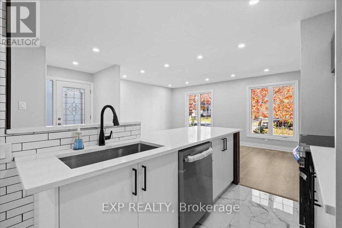 290 Elderberry Terrace, Ottawa, Ontario  K1E 1Z1 - Photo 8 - X12517866